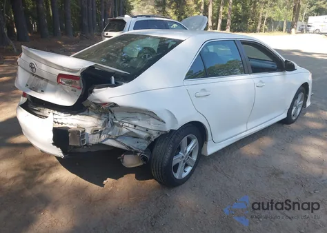 2012 Toyota Camry Se z USA, uszkodzony, nr VIN 4T1BF1FK1CU614490